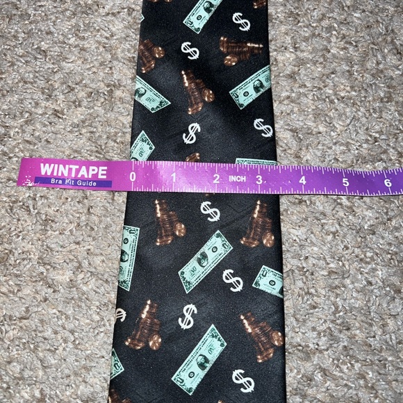 Black Tie- Chess and Money Pattern Tie - Picture 4 of 8